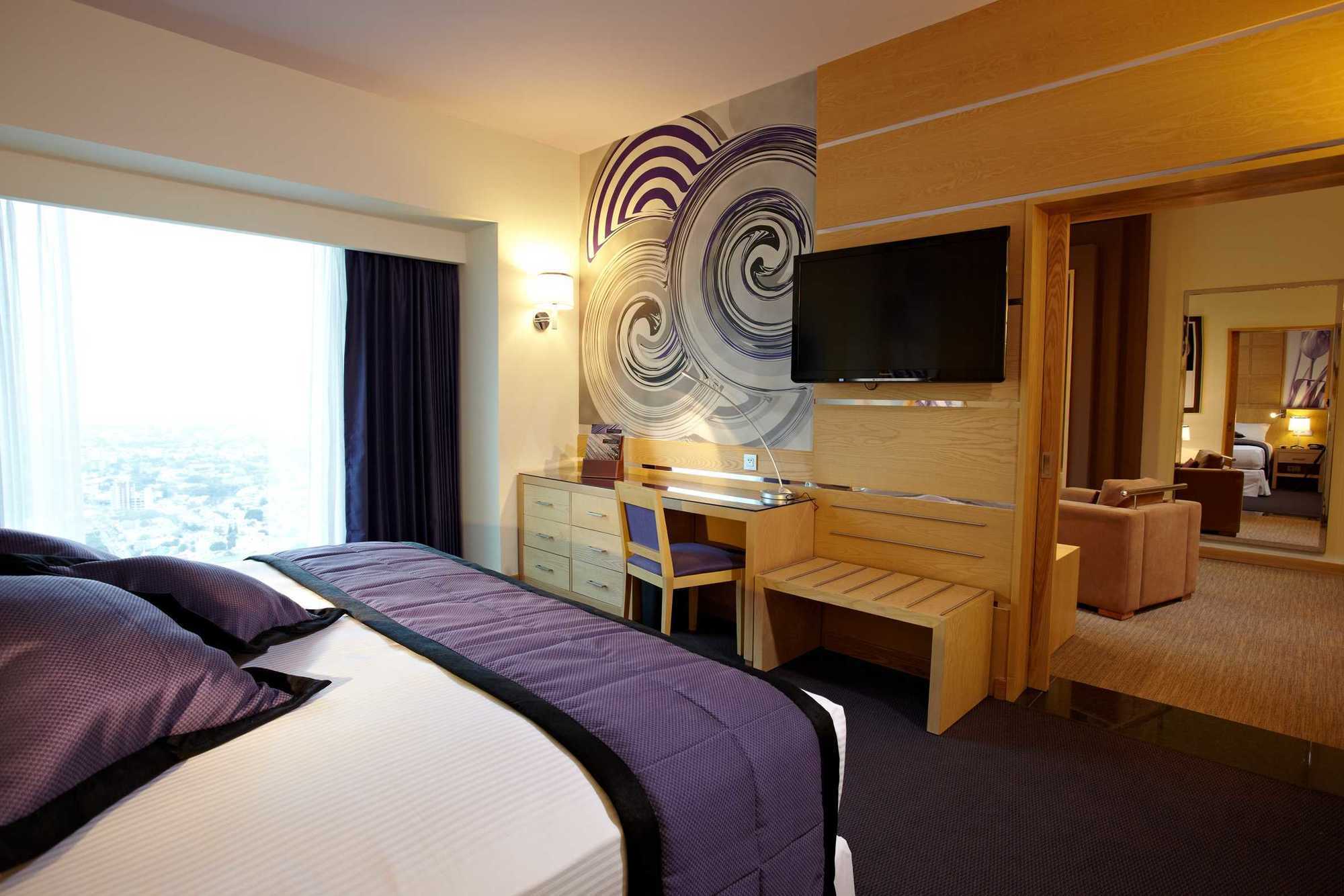 Riu Plaza Guadalajara Hotell Eksteriør bilde